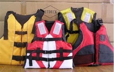 RYA Lifejackets information.